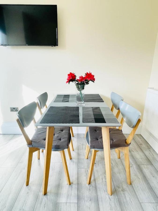 Large Flat In F2 With Mountain View Appartement Édimbourg